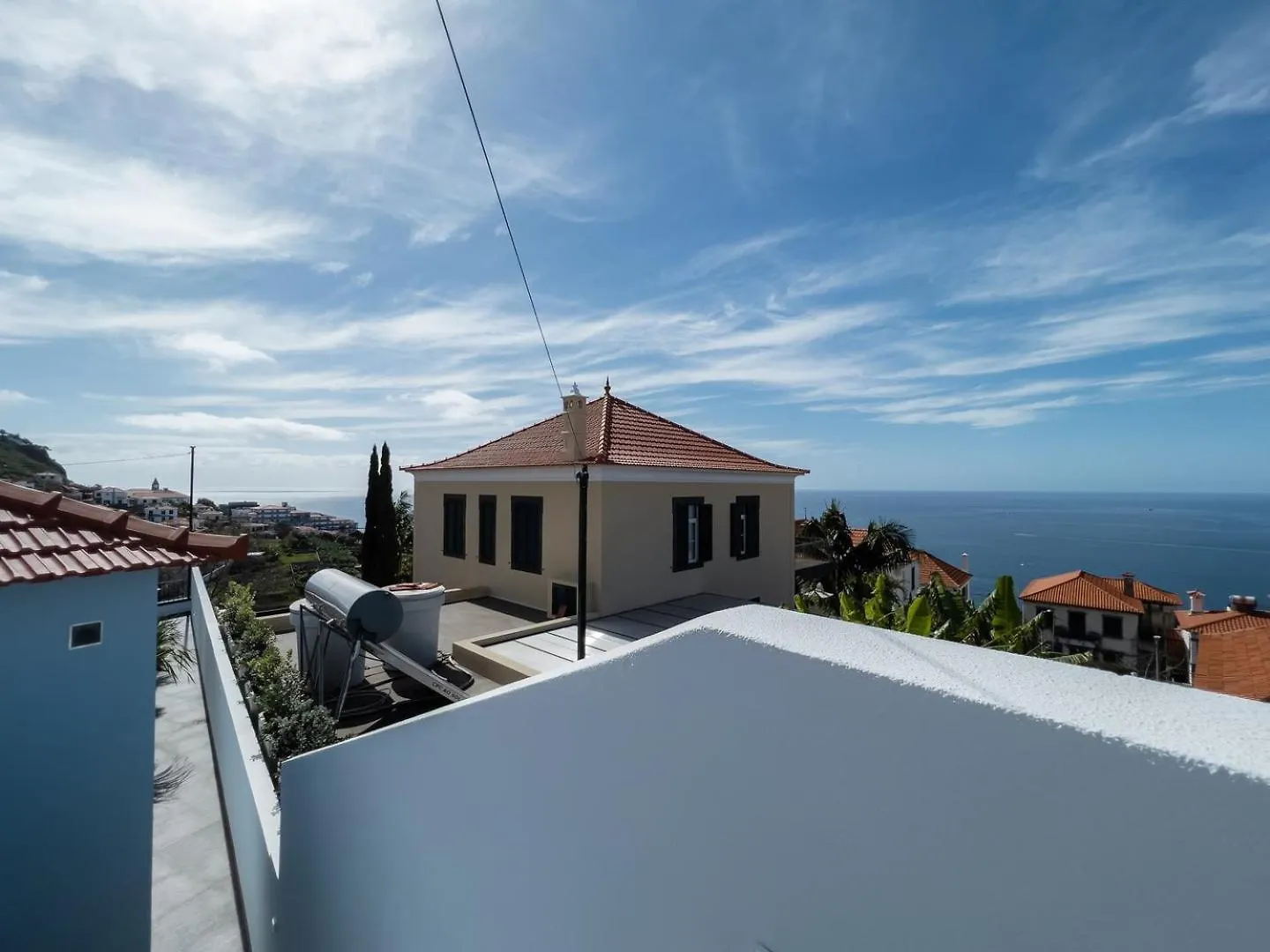 Guestready - Hillside Oceanview Heaven Villa Funchal  Portugal